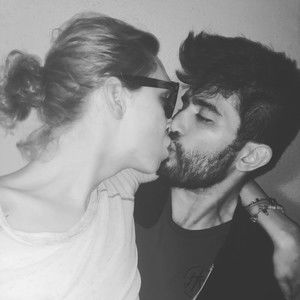 Meet your Posher, Avery